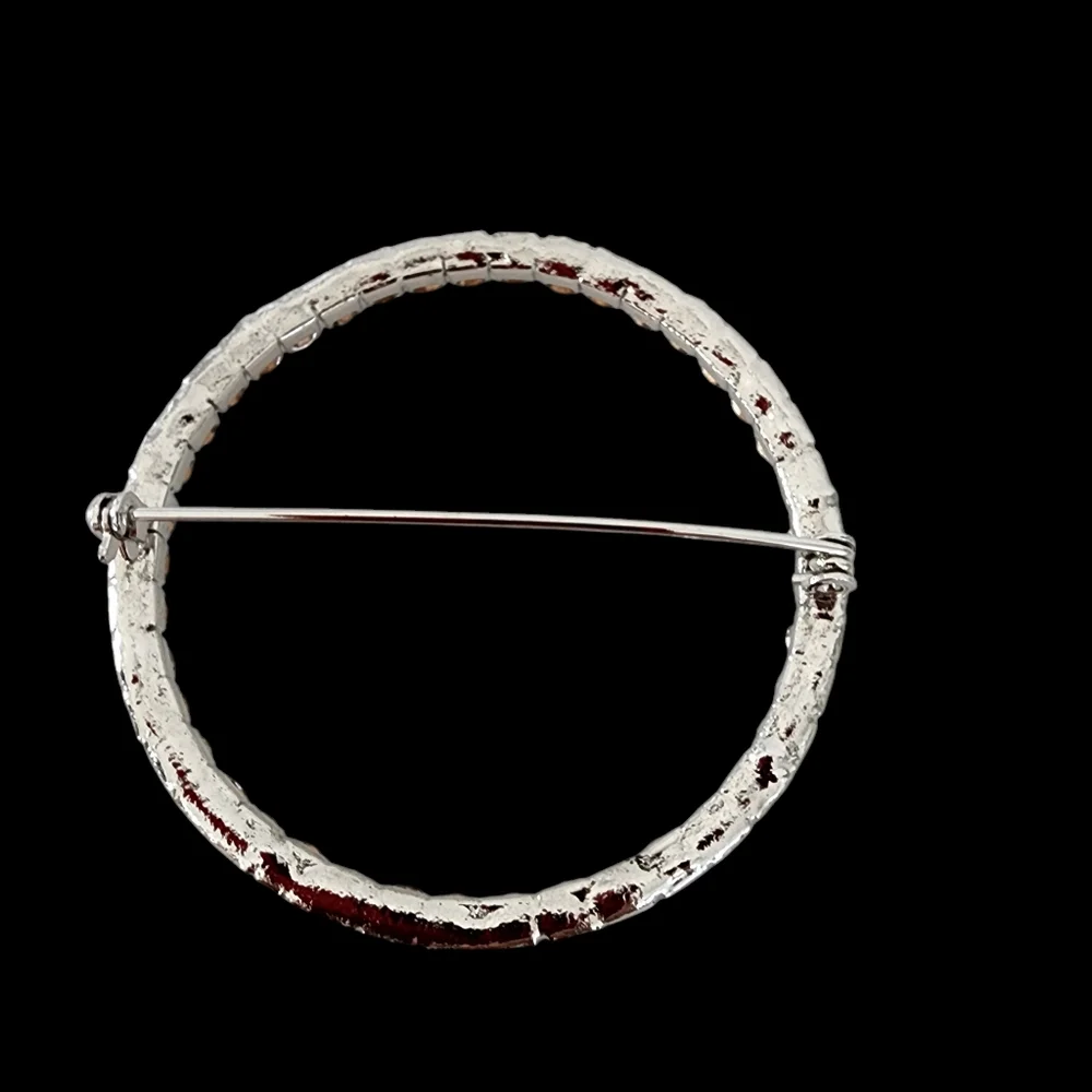 Vintage Brooch Pin Rhinestone circle brooch silver tone
